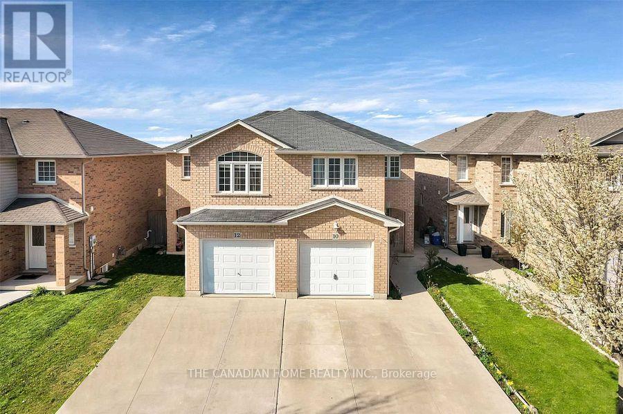 Semi-Detached/Link at 10 JONATHON COURT, Hamilton (Rushdale)