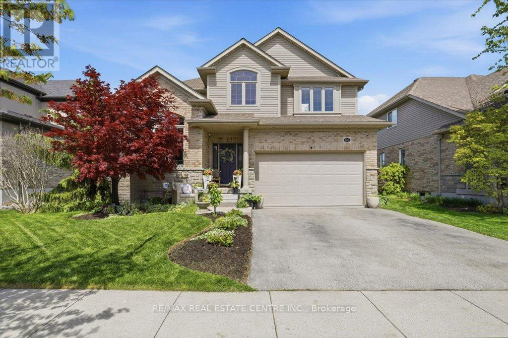 Detached at 126 GOLDSCHMIDT CRESCENT, Wilmot