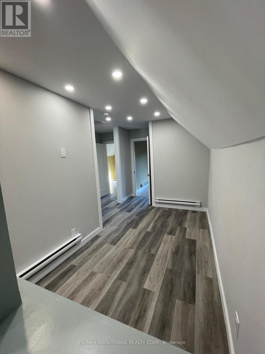 Multiplex at 759 BARTON STREET E, Hamilton