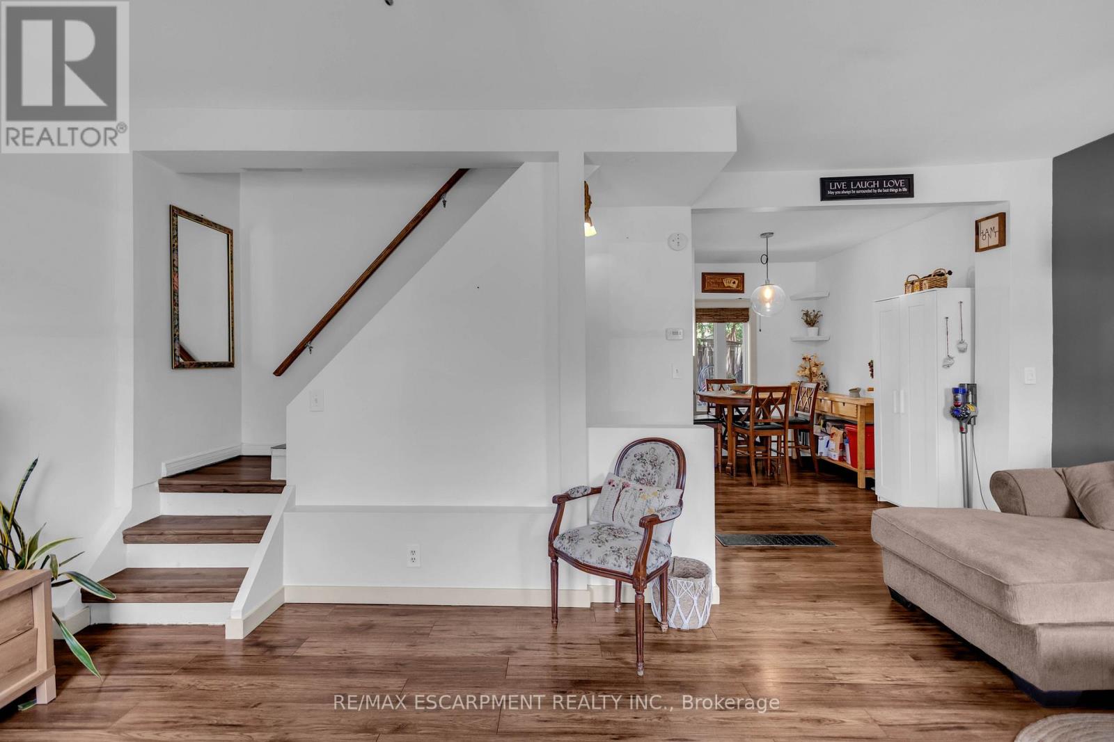 Townhouse at 30 SUNSET AVENUE, Hamilton