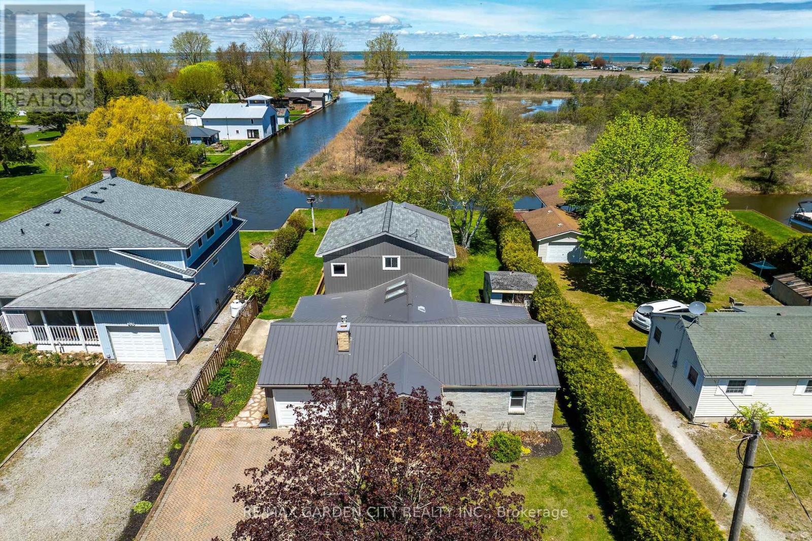 Detached at 270 ERIE BLVD RR3 BOULEVARD, Norfolk
