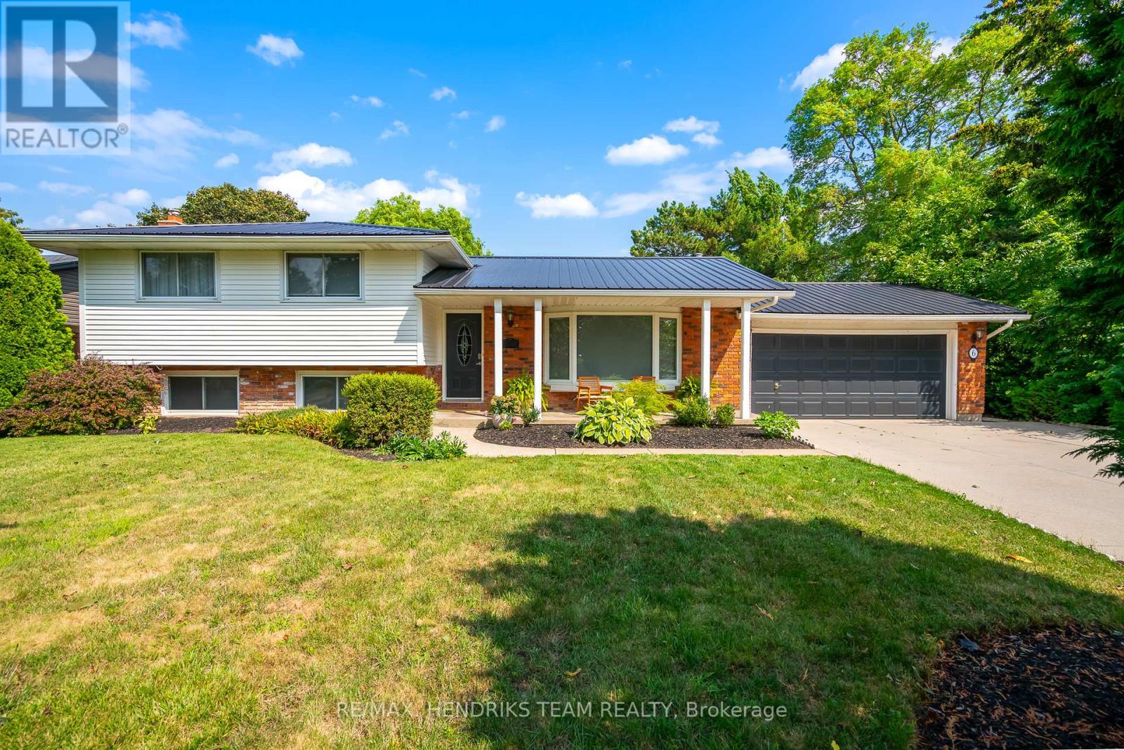 Detached at 6 GARRISON VILLAGE DRIVE, Niagara-on-the-Lake (Town)