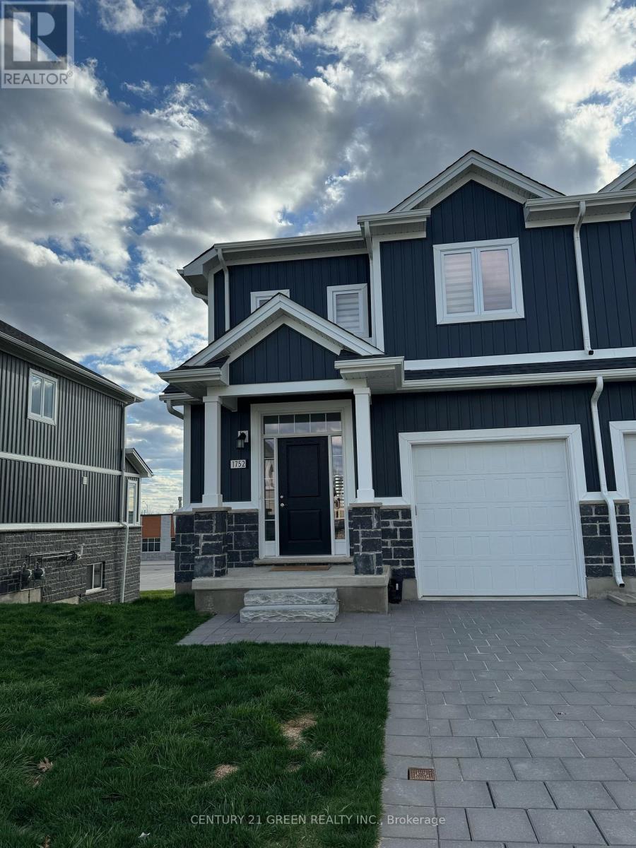 Townhouse at 1752 FINLEY CRESCENT, London North (North I)