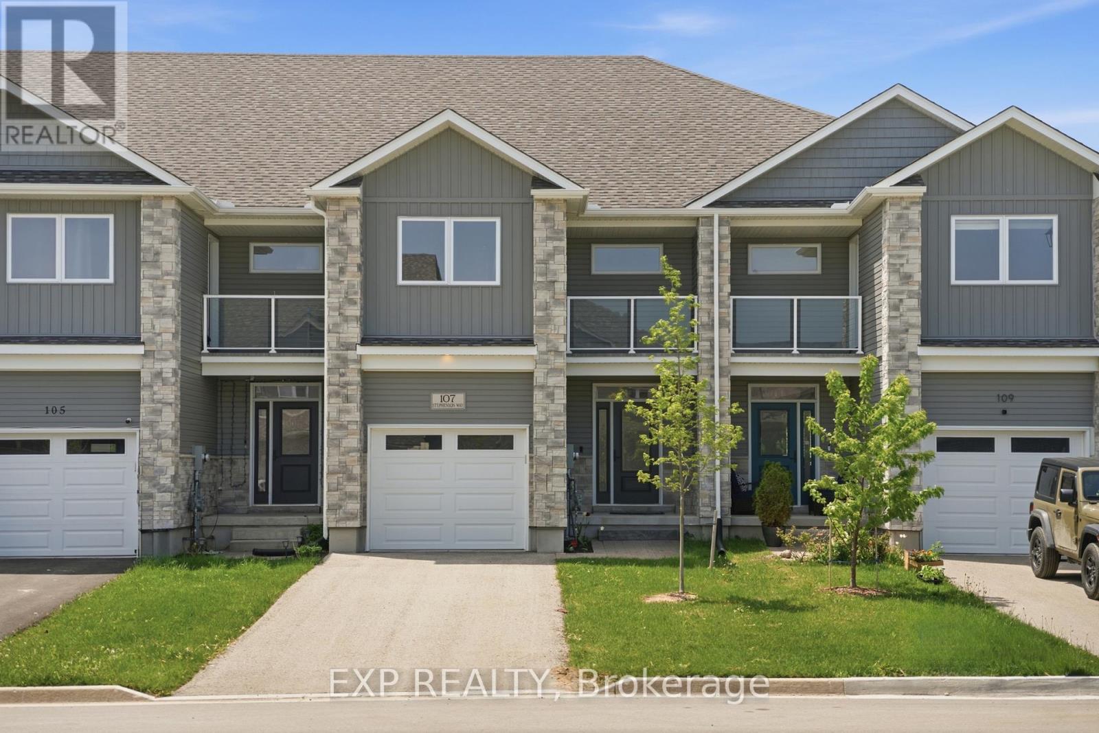 Townhouse at 107 STEPHENSON WAY, Minto