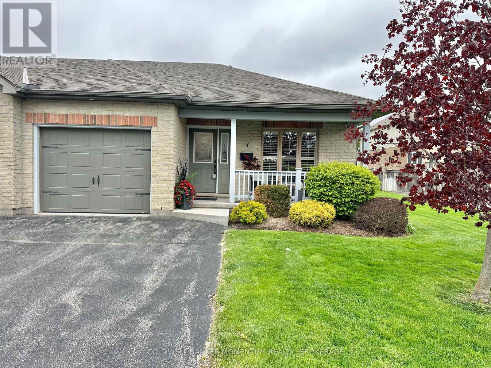 Townhouse at 4 - 409 QUEEN STREET S, Norfolk