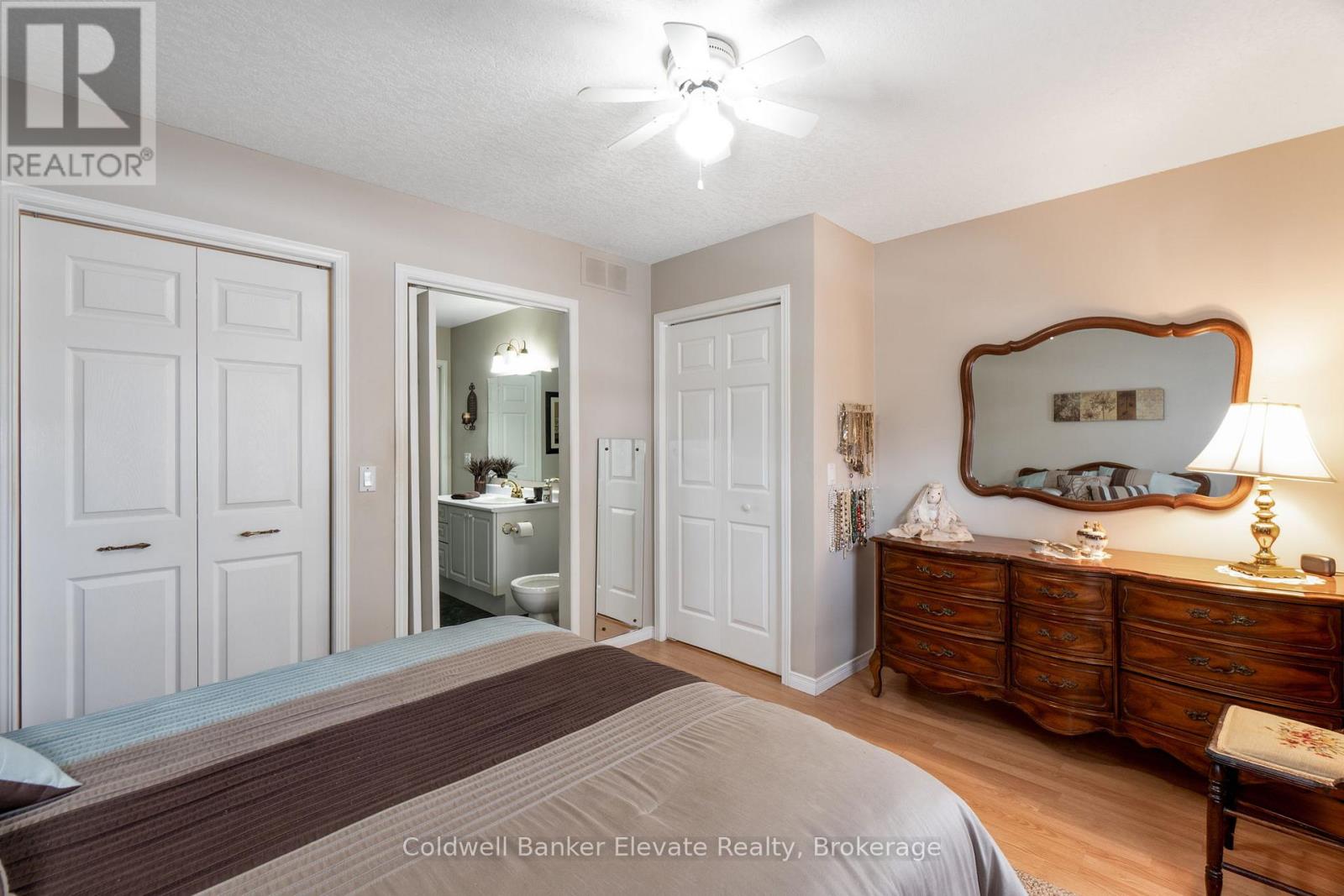Townhouse at 36 - 2705 KINGSWAY DRIVE, Kitchener