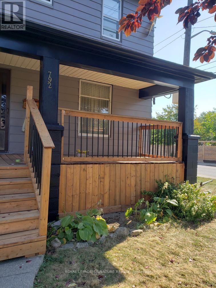 Detached at 792 PIERRE AVENUE, Windsor