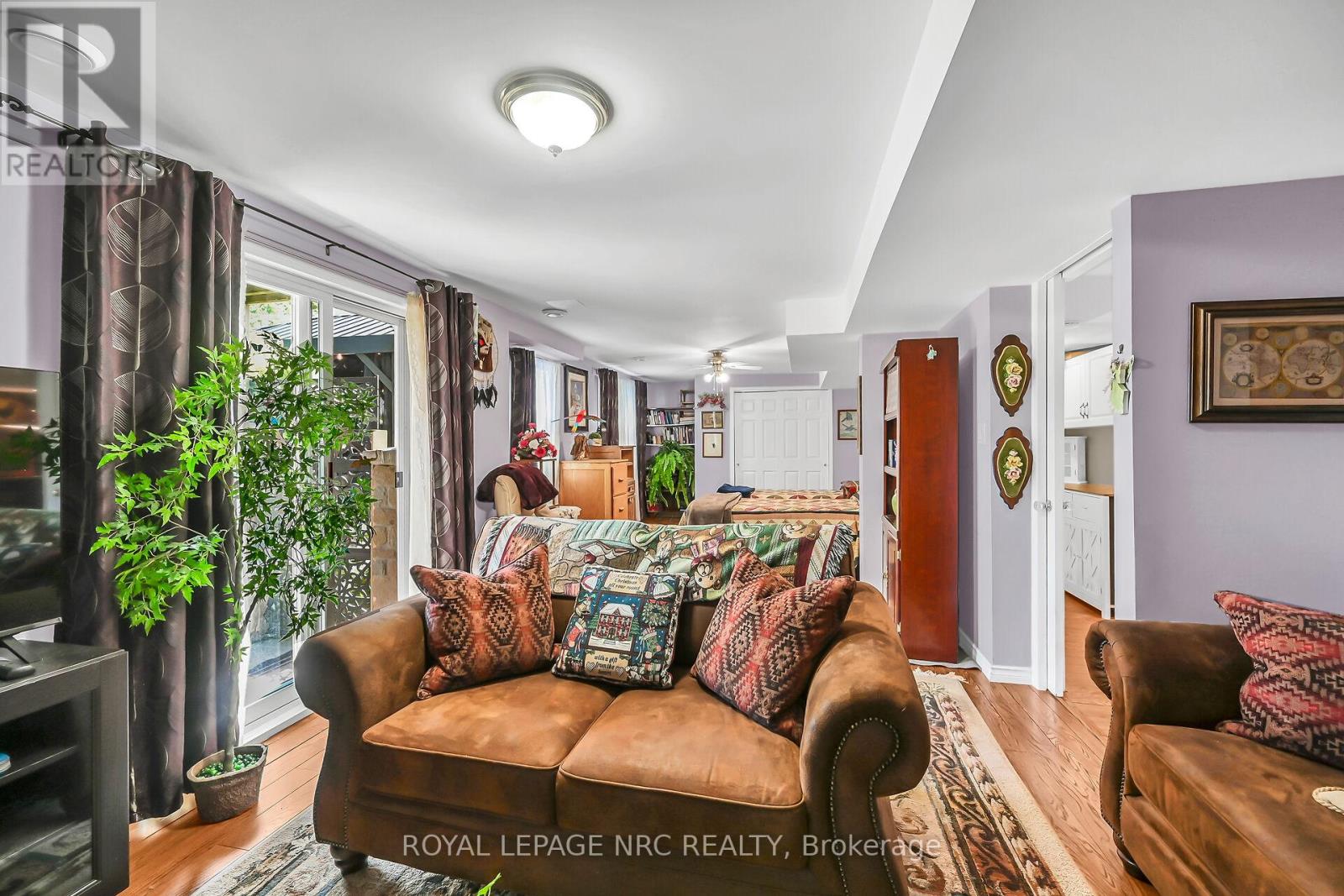 Townhouse at 29 - 20 KITTY MURRAY LANE, Hamilton