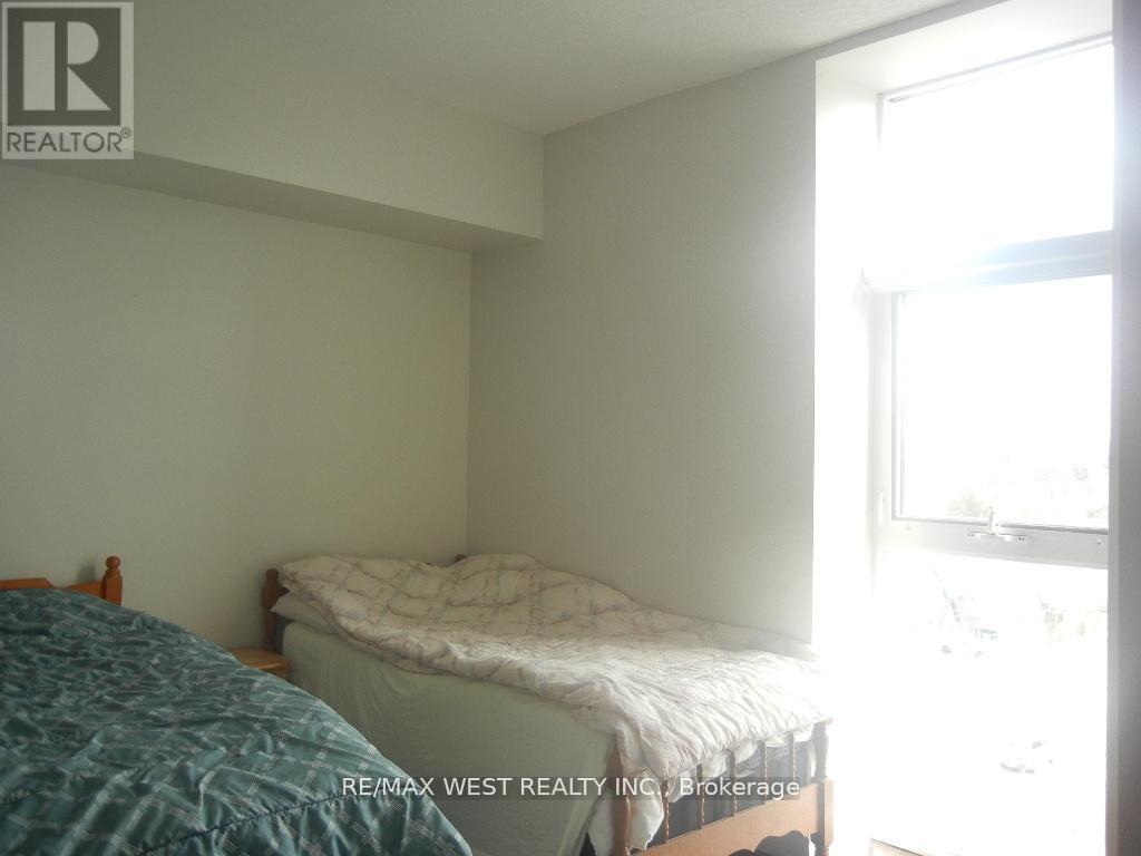 Apartment at 406 - 427 ABERDEEN AVENUE, Hamilton