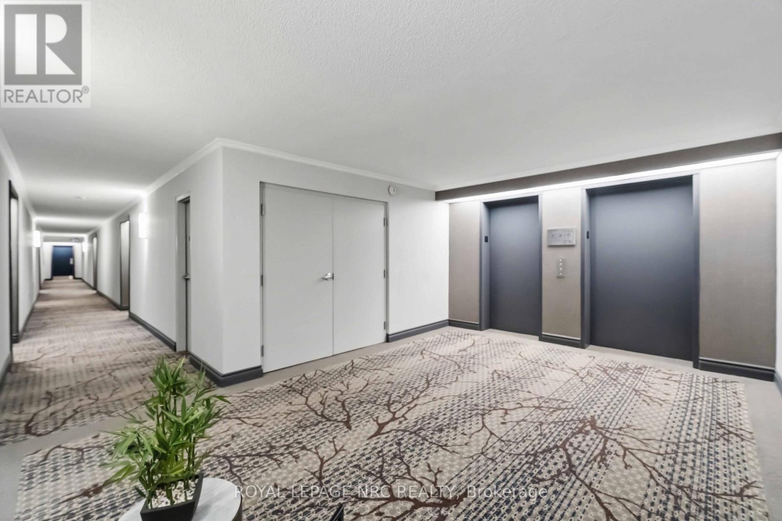 Apartment at 210 - 162 MARTINDALE ROAD, St. Catharines