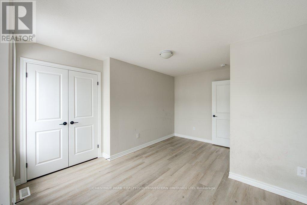 Townhouse at 37 - 435 CALLAWAY ROAD, London