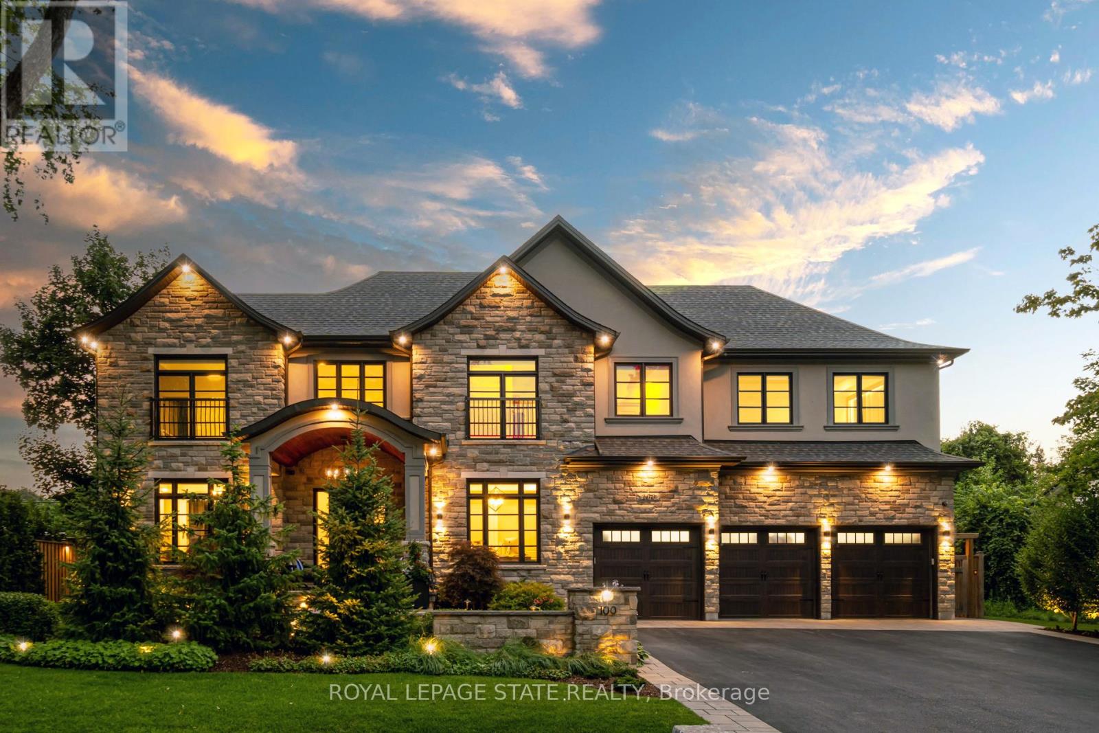 Detached at 100 SENECA DRIVE, Hamilton (Ancaster)