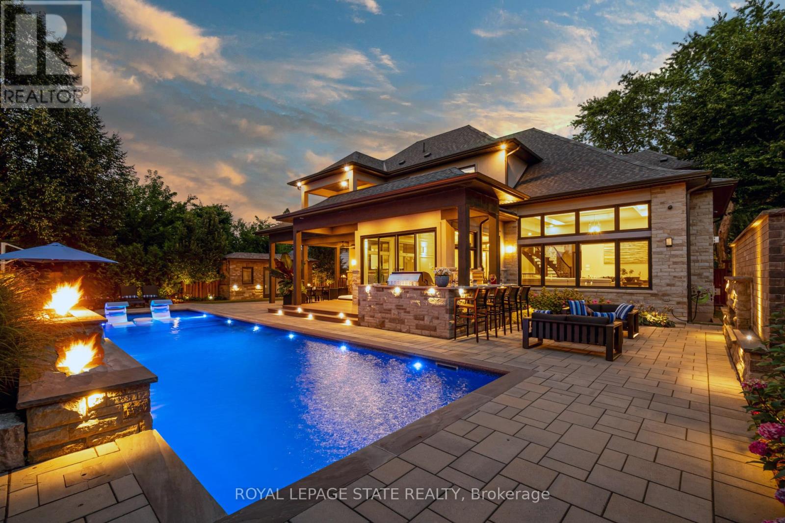 Detached at 100 SENECA DRIVE, Hamilton