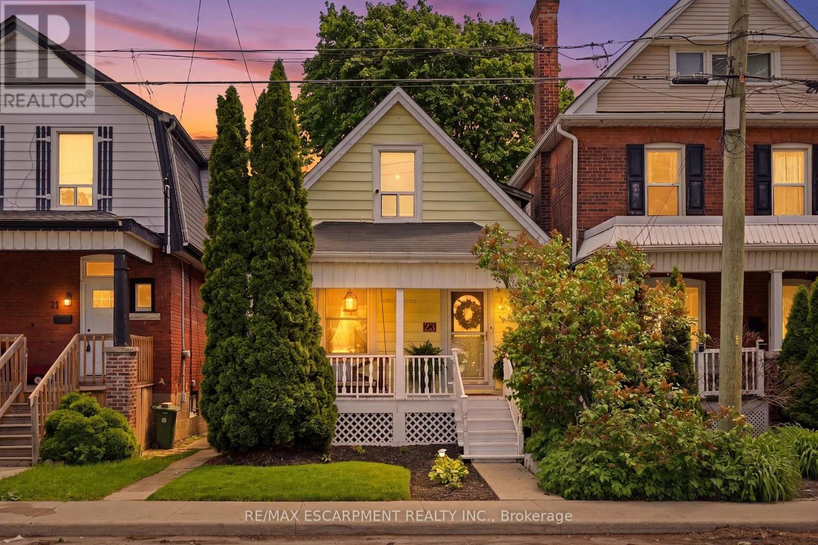 Detached at 23 EAST 21ST STREET, Hamilton