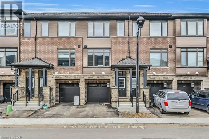 Townhouse at 35 - 120 COURT DRIVE, Brant (Paris)
