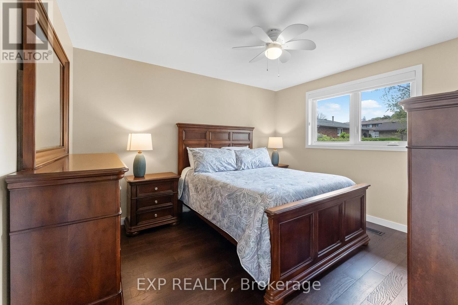 Detached at 142 MARCELLA CRESCENT, Hamilton