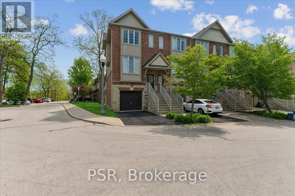 Townhouse at 30 CHAPMAN LANE, Hamilton