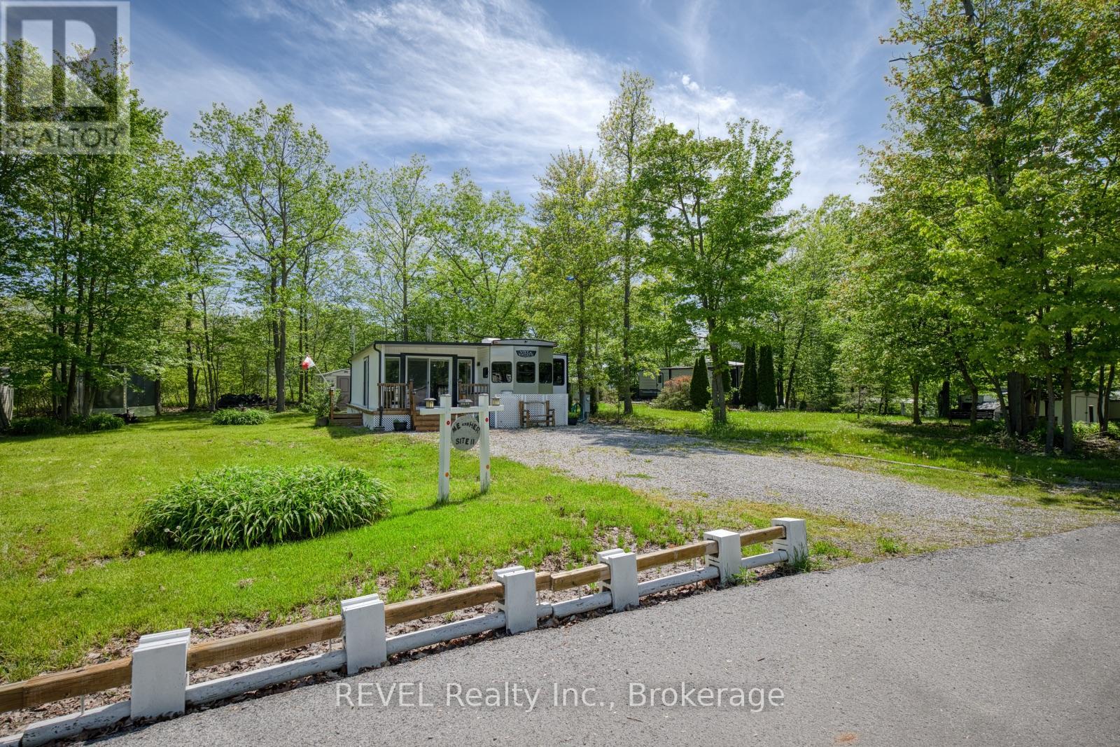 Detached at 11 - 2325 VICTORIA AVENUE, Pelham
