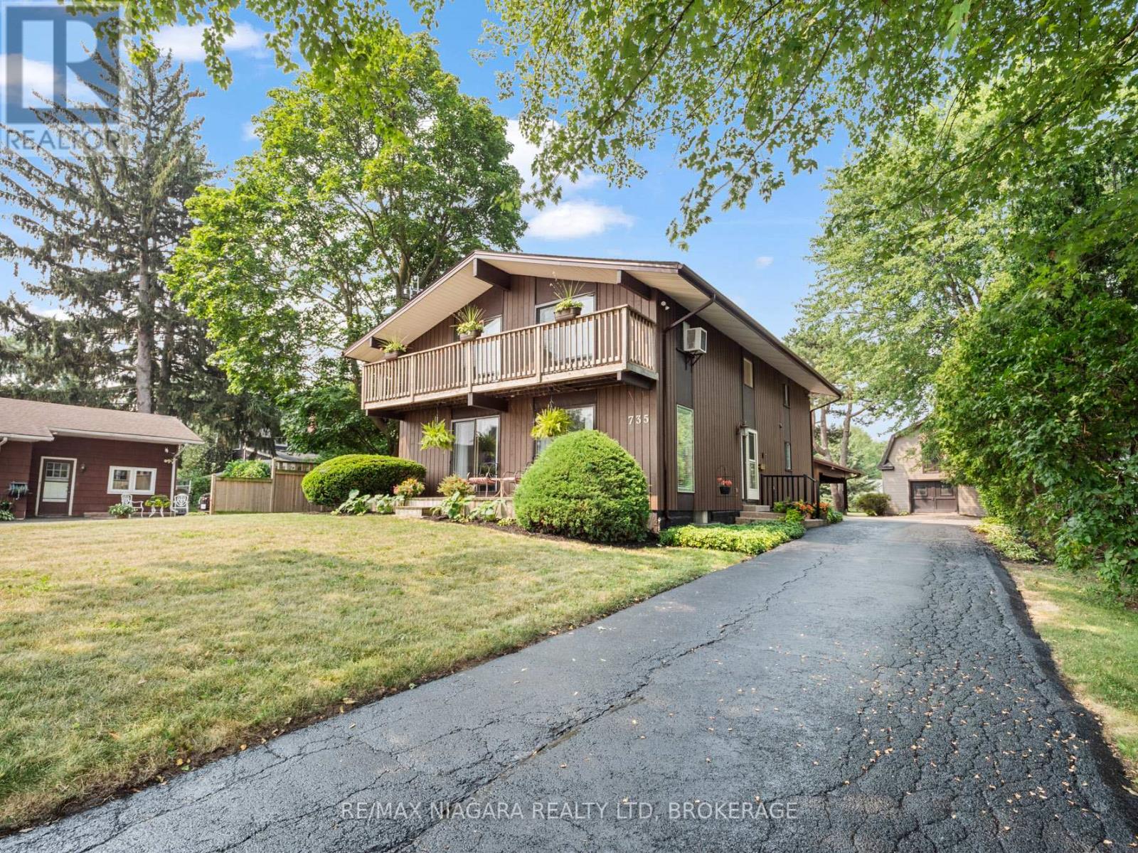 Detached at 735 NIAGARA BOULEVARD, Fort Erie (Central)