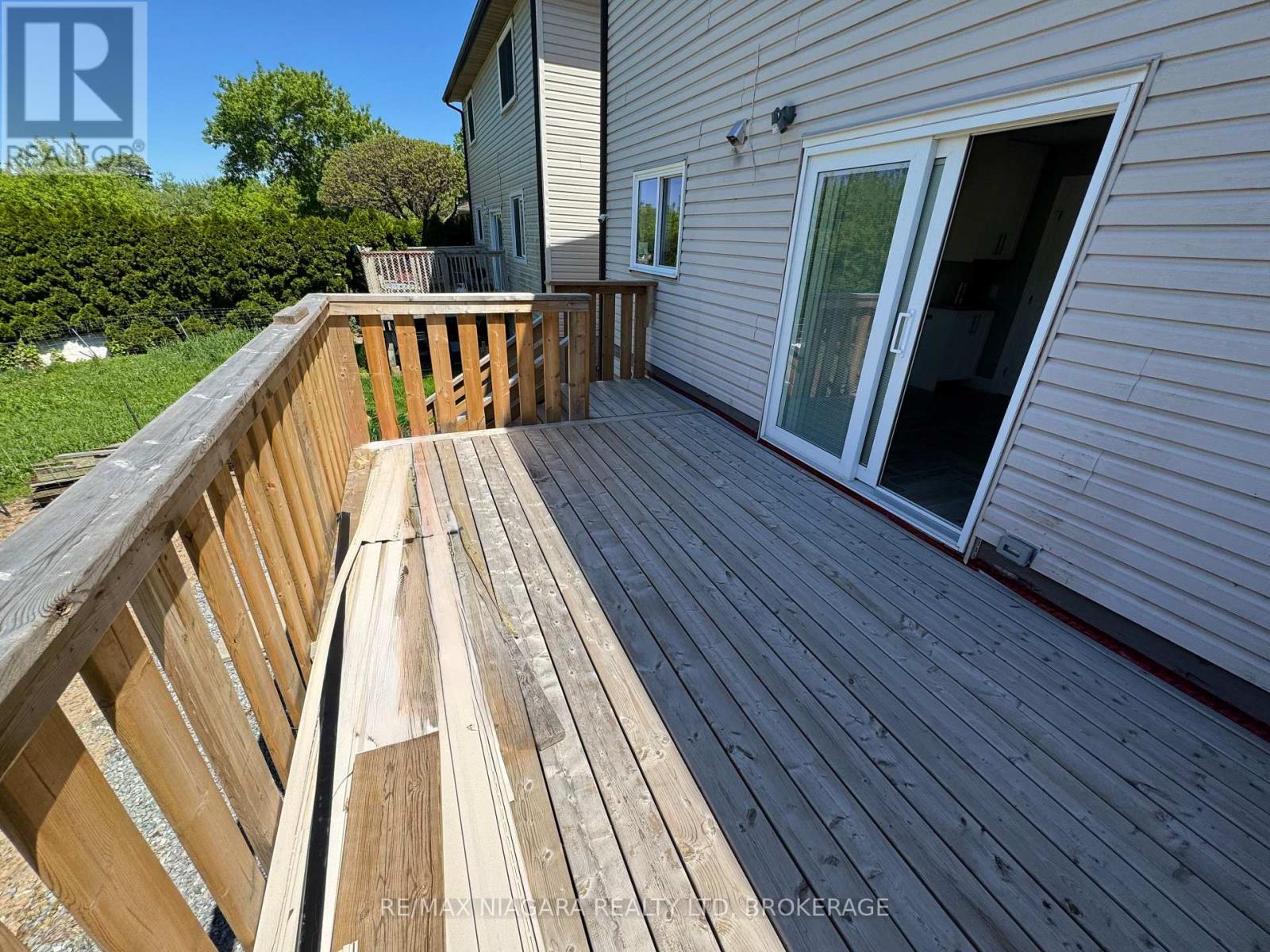 Detached at UPPER - 21 BALL AVENUE E, St. Catharines