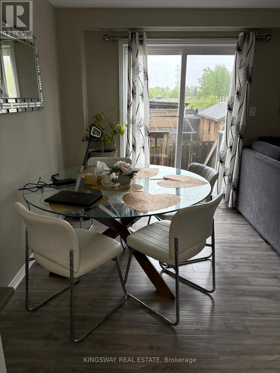 Townhouse at 42 FOXGLOVE CRESCENT N, Kitchener
