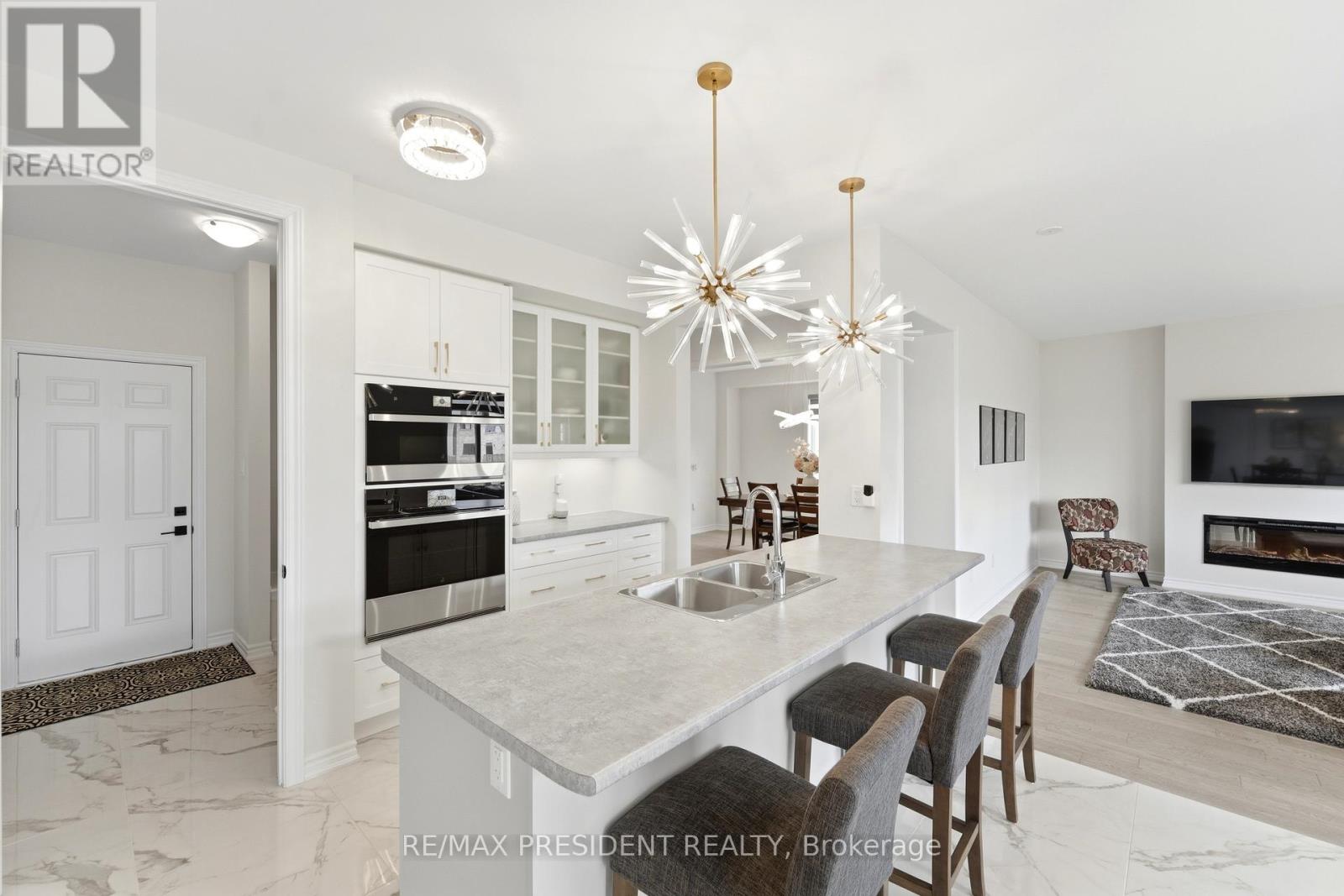Detached at 80 EXPLORER WAY, Thorold