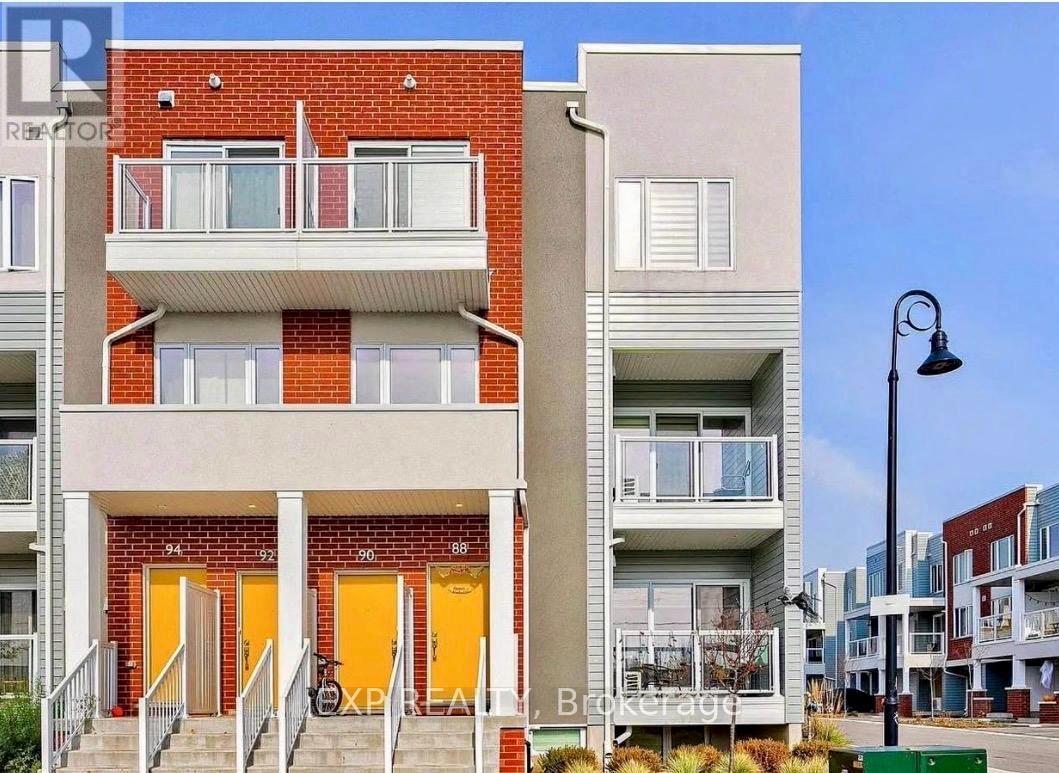 Townhouse at 88 SEABROOK DRIVE, Kitchener