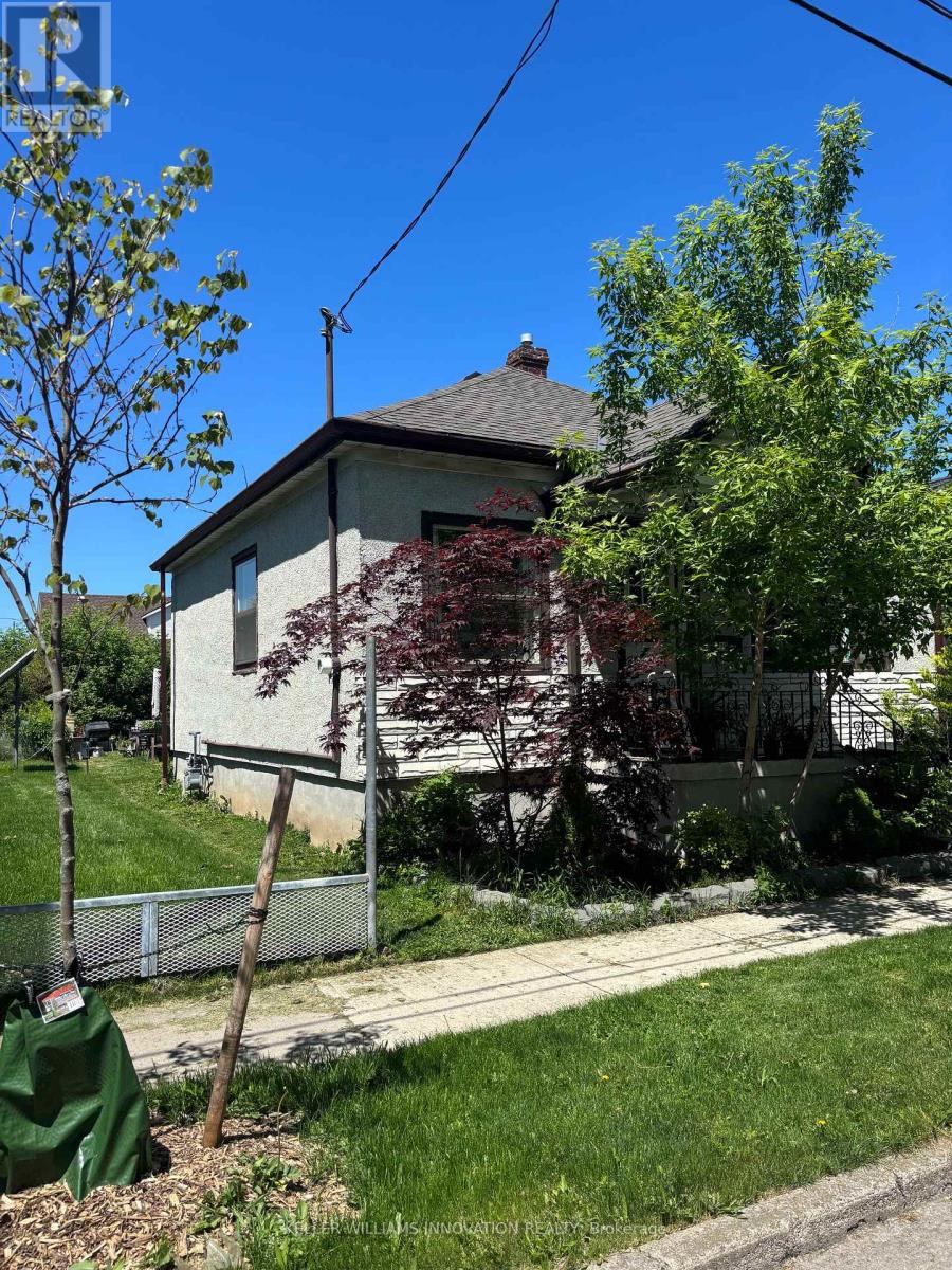 Detached at 29 CONCORD AVENUE, St. Catharines