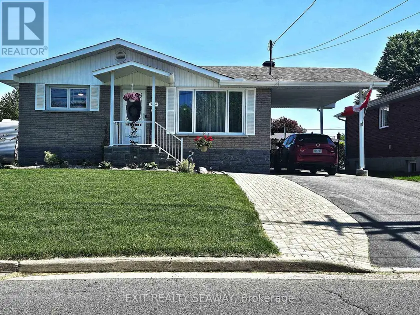Detached at 524 ANTHONY STREET, Cornwall