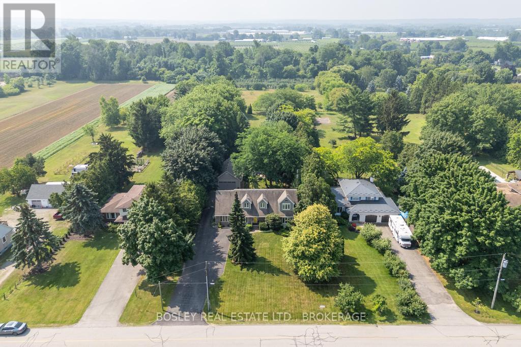 Detached at 1662 SECOND AVENUE, St. Catharines