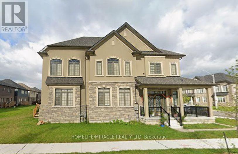 Detached at 92 SCENIC RIDGE GATE, Brant