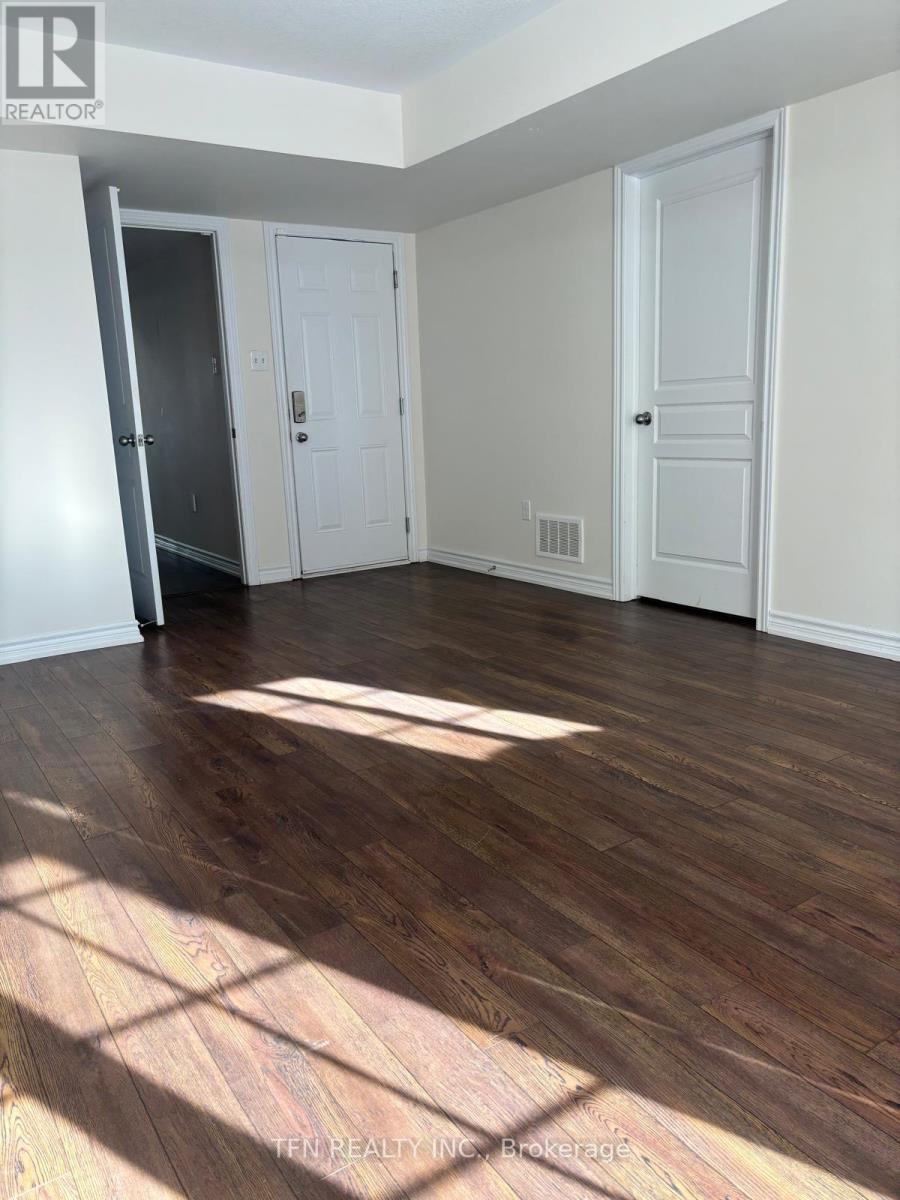 Townhouse at 5 SAVAGE DRIVE, Hamilton