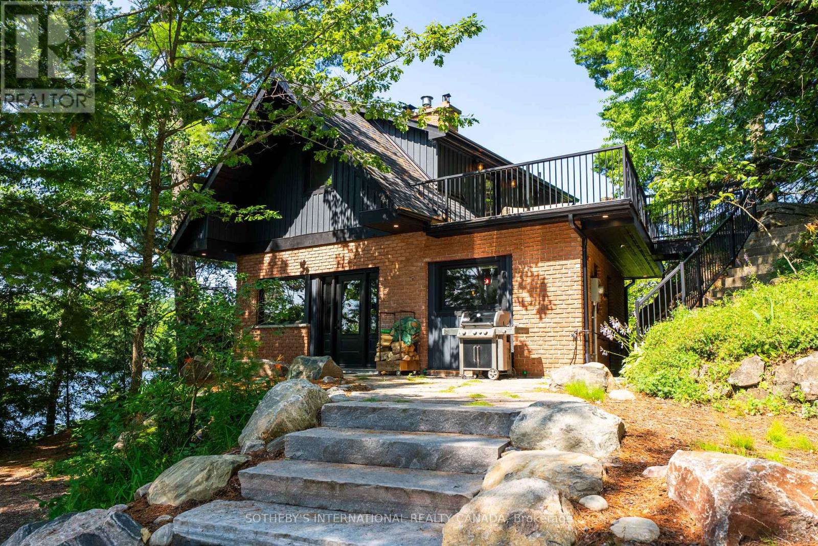 Detached at 1023 MCCABE ROAD, Lake of Bays