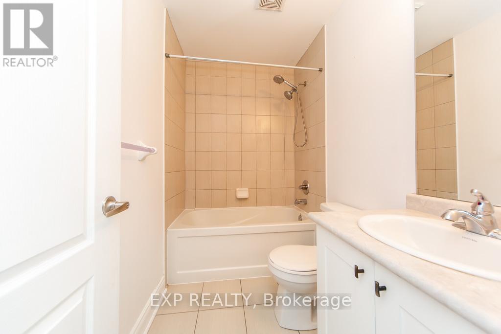Townhouse at 734 COOK CRESCENT, Shelburne