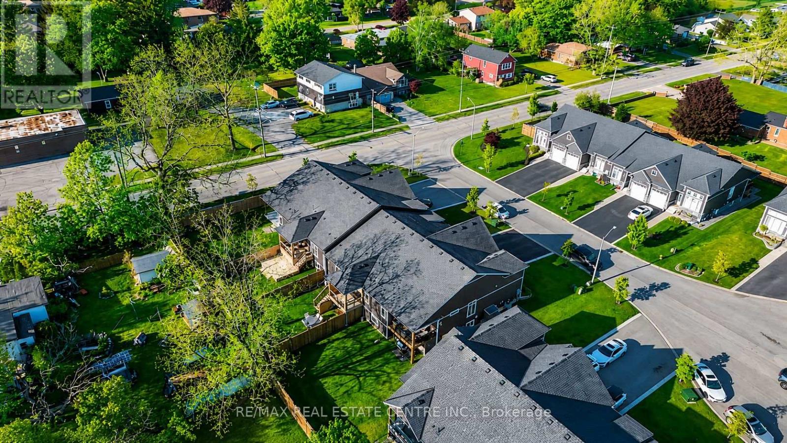 Townhouse at 199 ALDERSON COURT, Fort Erie