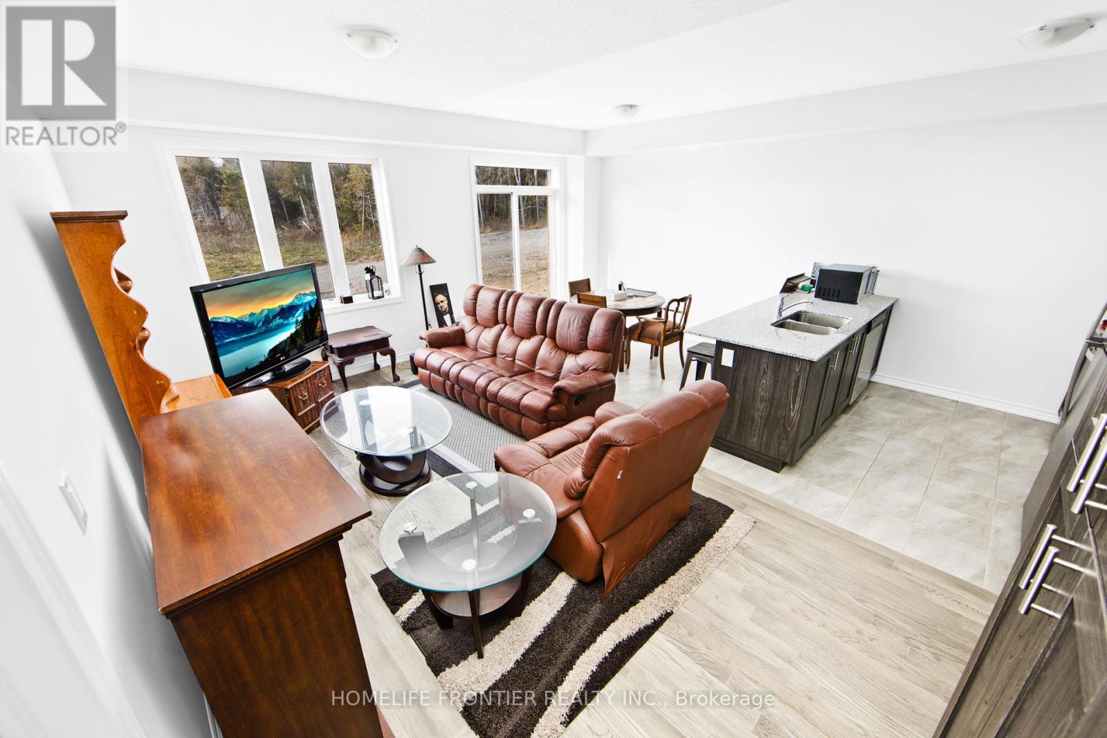 Detached at 11 SPRUCESIDE DRIVE, Kawartha Lakes