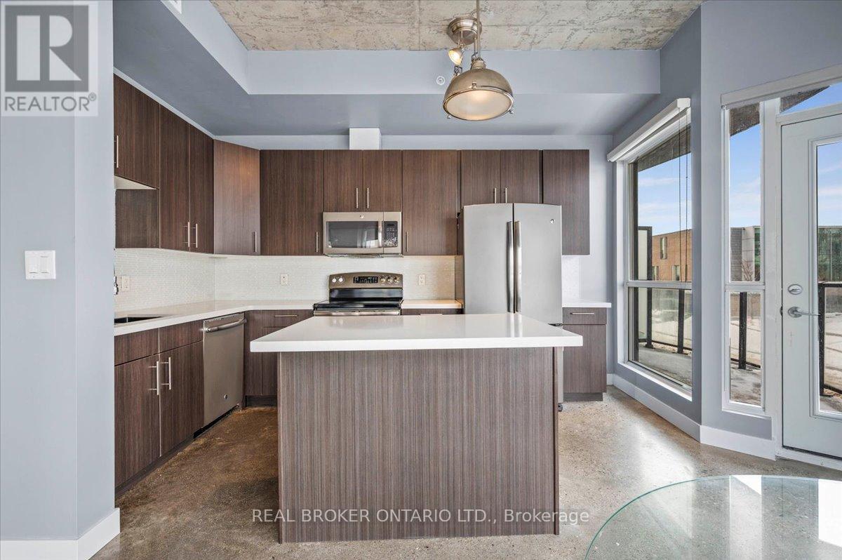 Apartment at 203 - 1 VICTORIA STREET S, Kitchener