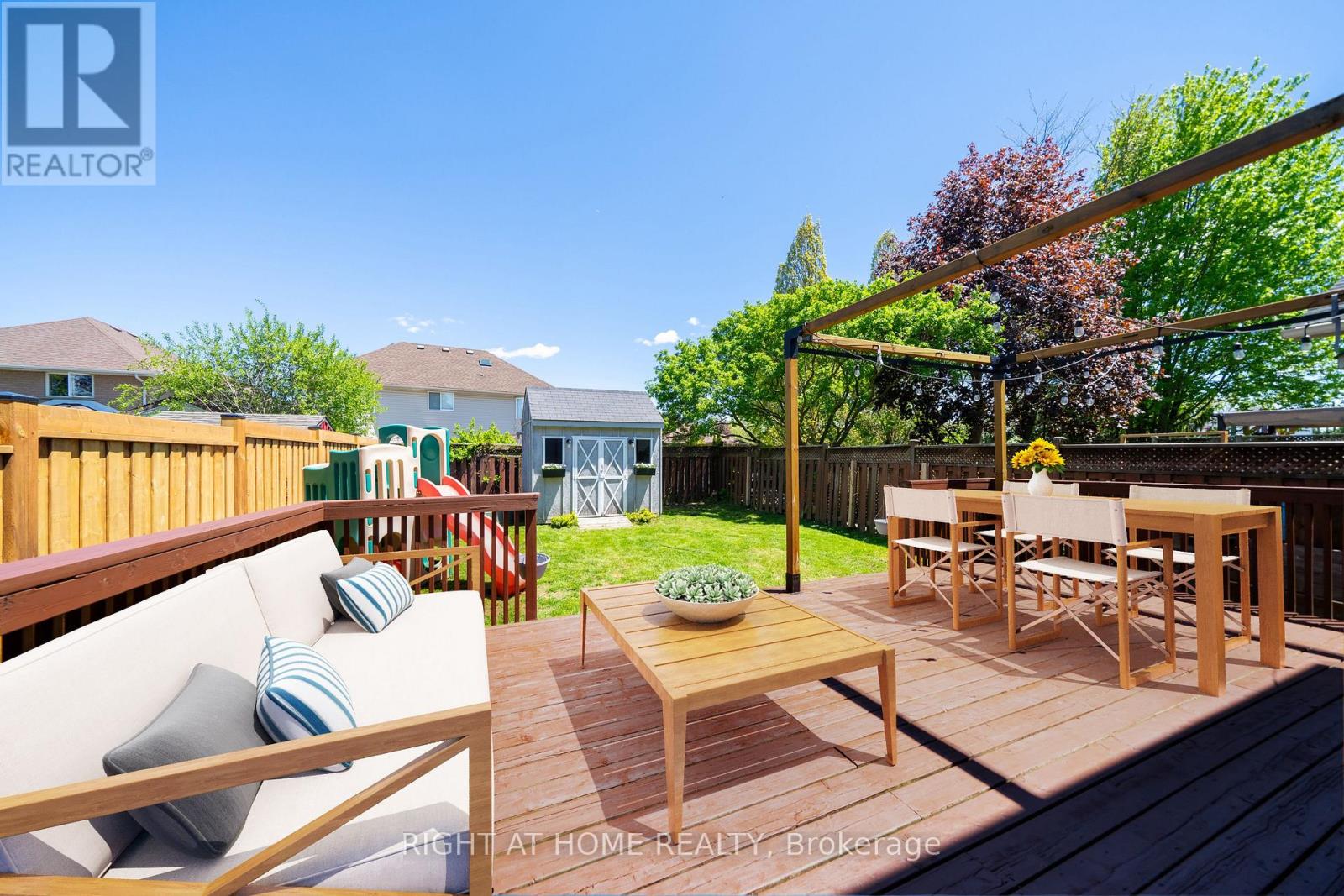 Detached at 46 WAXWING CRESCENT, Guelph