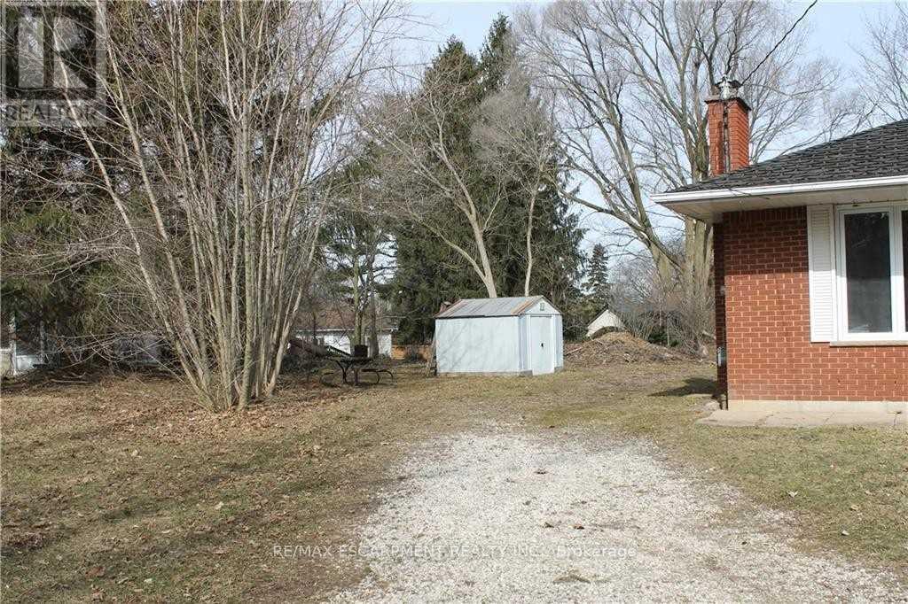Detached at 50 EAST CREST, Hamilton