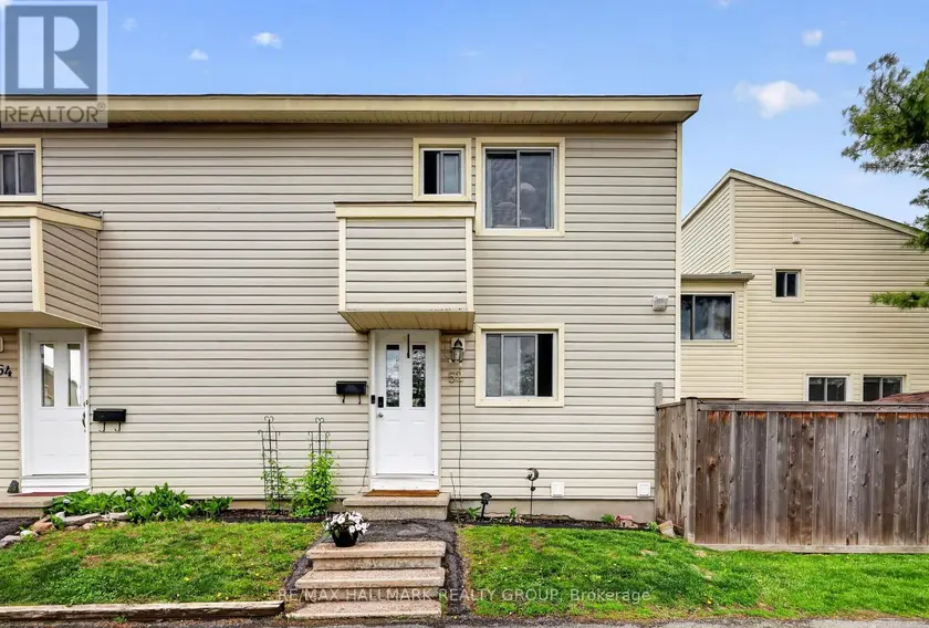 Townhouse at 52 THISTLEDOWN COURT, Ottawa