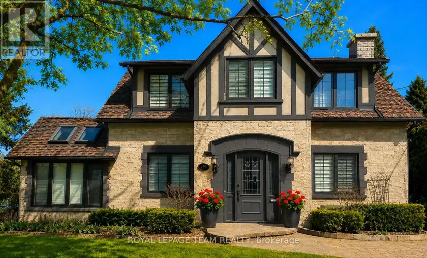 Detached at 139 PLEASANT PARK ROAD, Ottawa