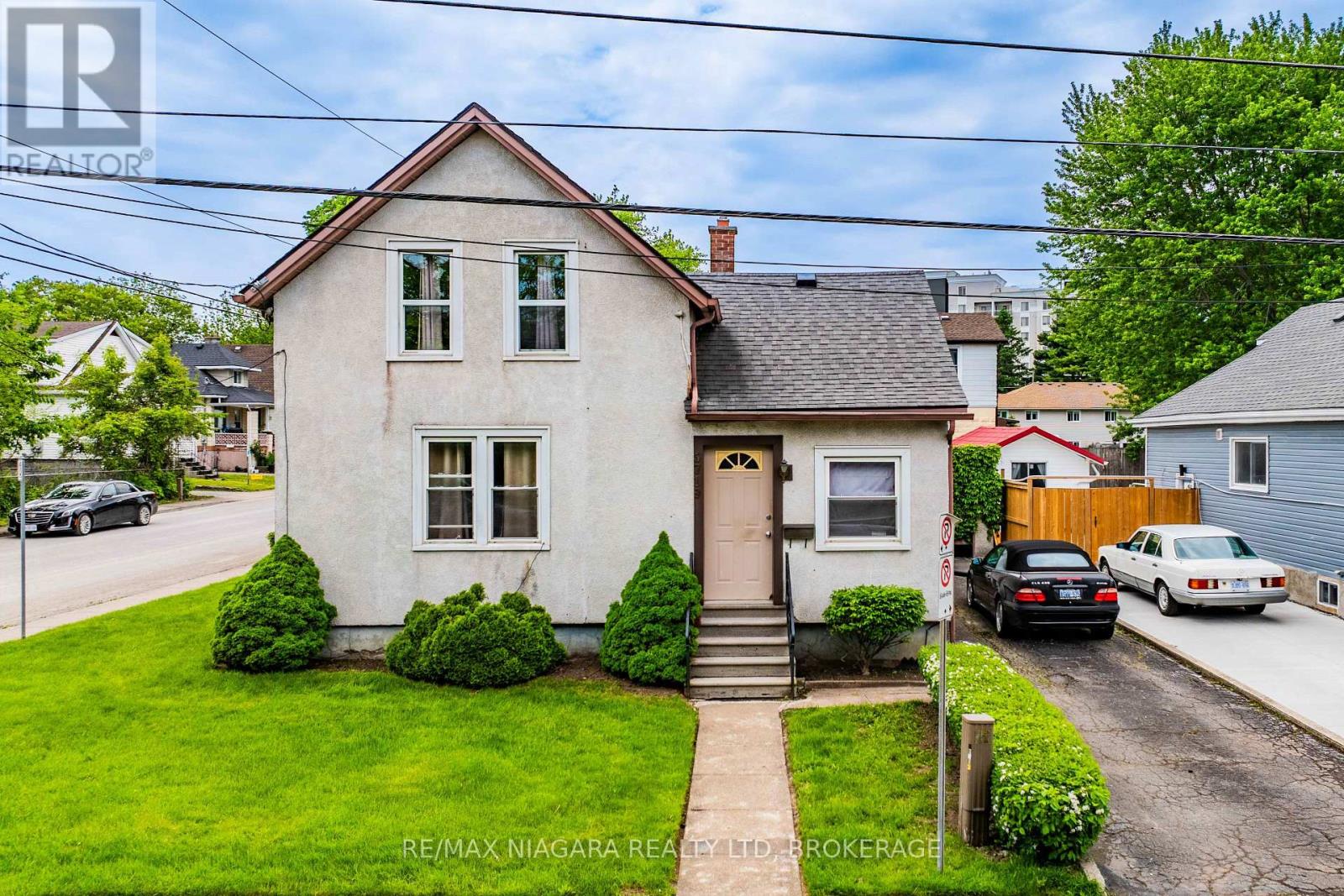 Detached at 5719 TEMPERANCE AVENUE E, Niagara Falls