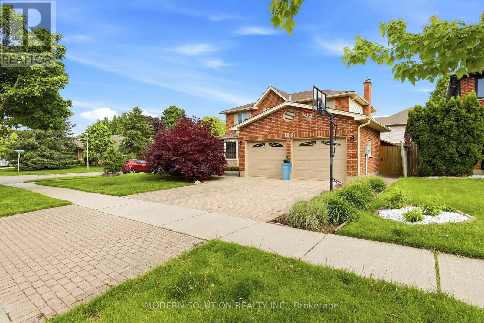 Detached at 198 PINE VALLEY DRIVE, London
