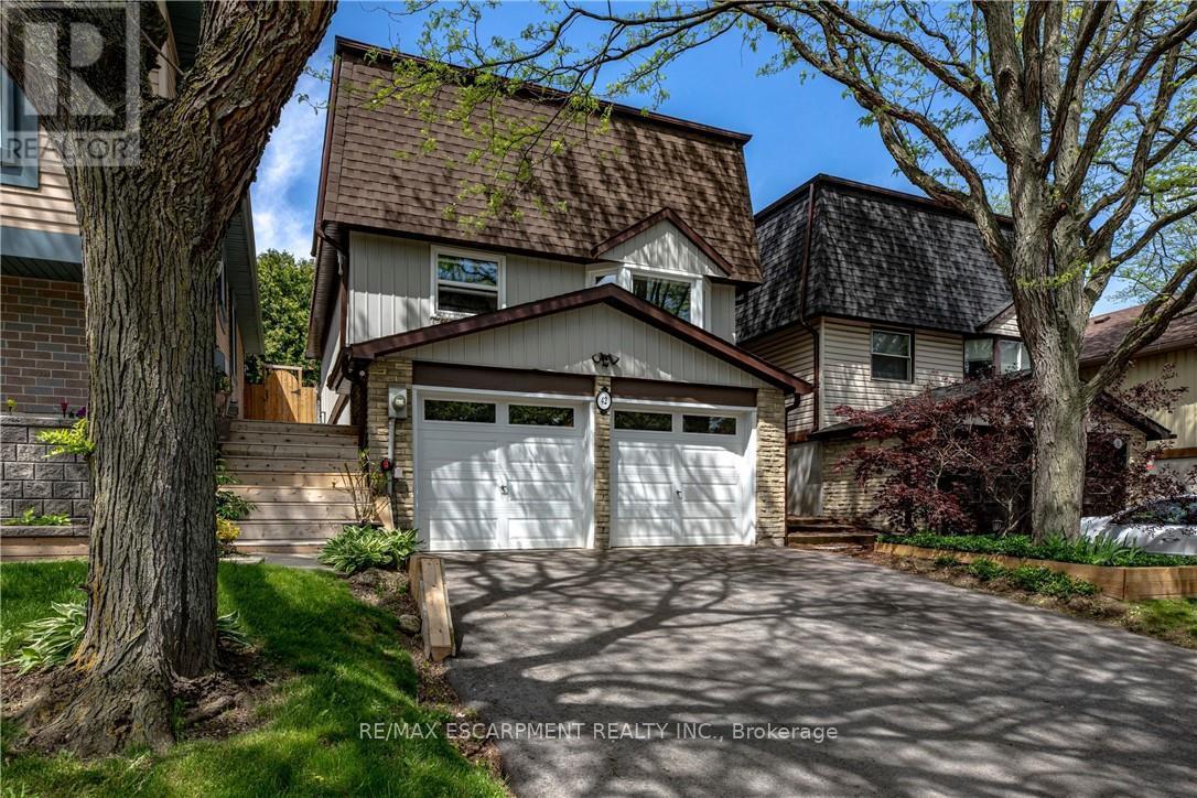 Detached at 42 BRIDLEWOOD DRIVE, Hamilton (Dundas)