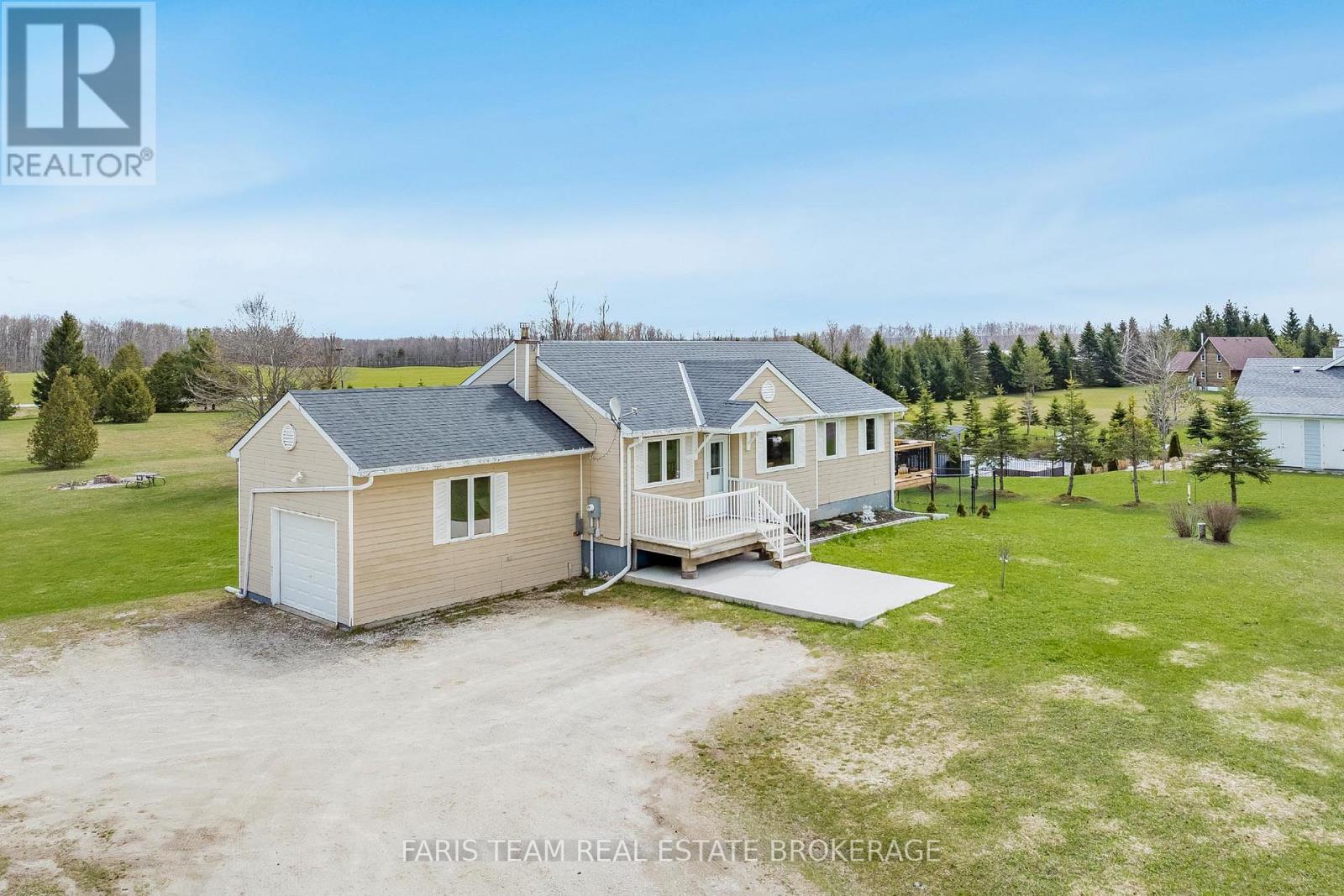 Detached at 157 BREWSTER LAKE ROAD, Grey Highlands