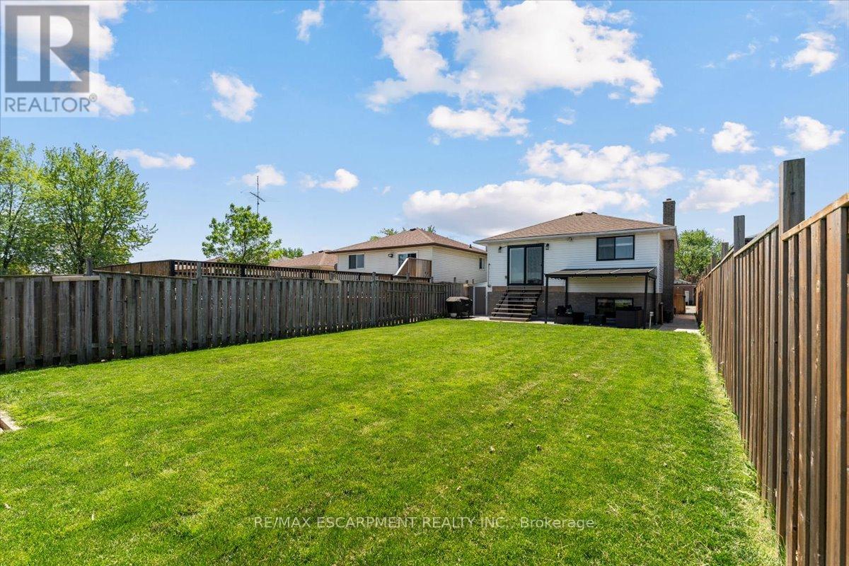 Detached at 37 NORTHRIDGE DRIVE, West Lincoln