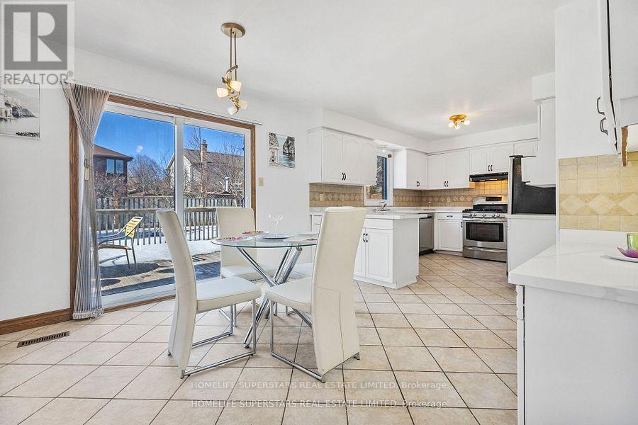 Detached at 1565 HASTINGS DRIVE, London North (North B)