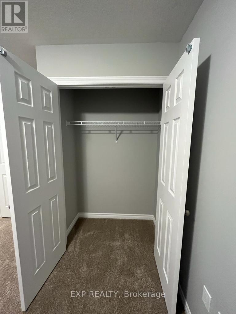 Townhouse at 118 OAT LANE, Kitchener
