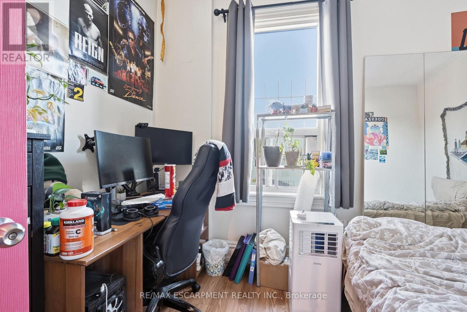 Townhouse at 355 BARTON STREET E, Hamilton