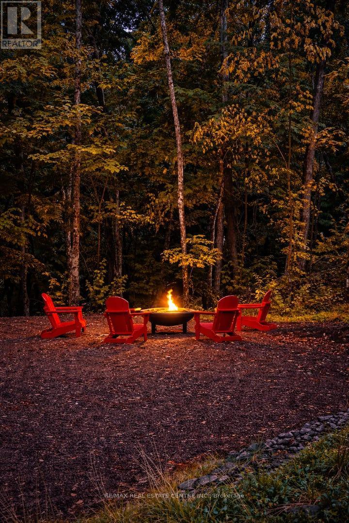Detached at 70 - 1007 BADGER HILL ROAD BADGER HILL ROAD, Lake of Bays